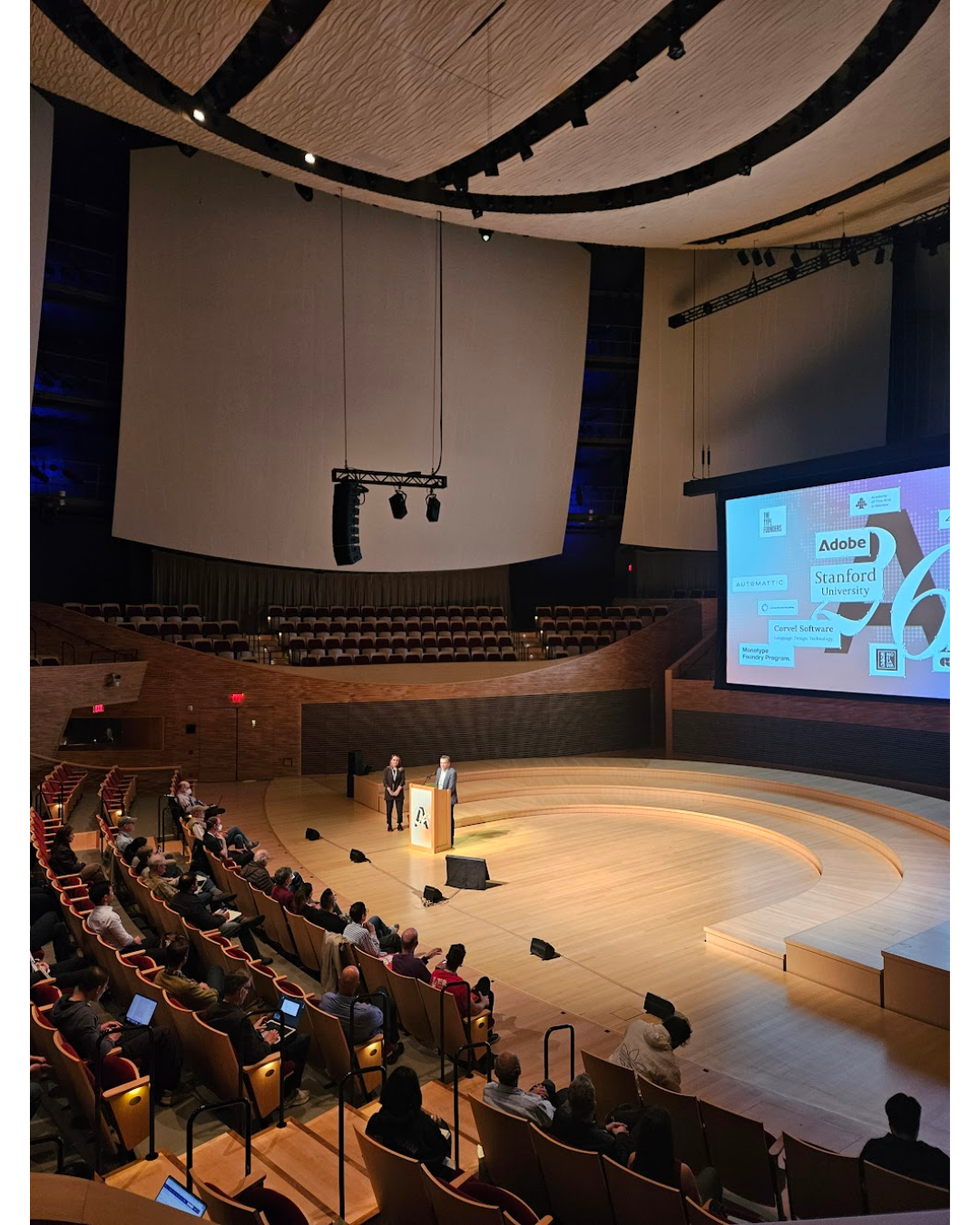 The welcome address by Tom Mullaney, the director of SILICON, and Nada Abdallah, ATypI President, given in a large auditorium.